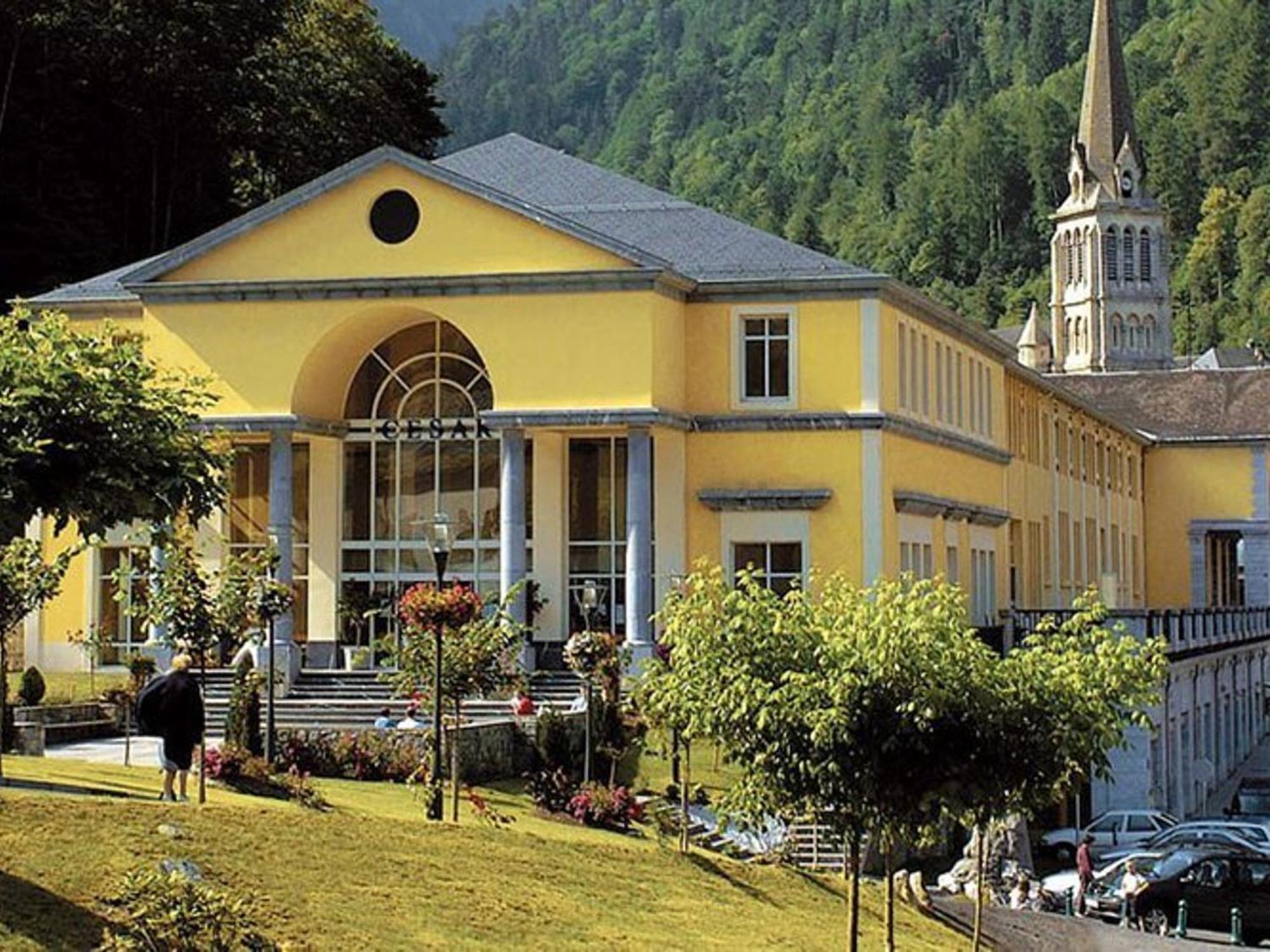 Cauterets: Apt 2 Chambres, Balcon, Wifi - Fr-1-401-26 Eksteriør billede